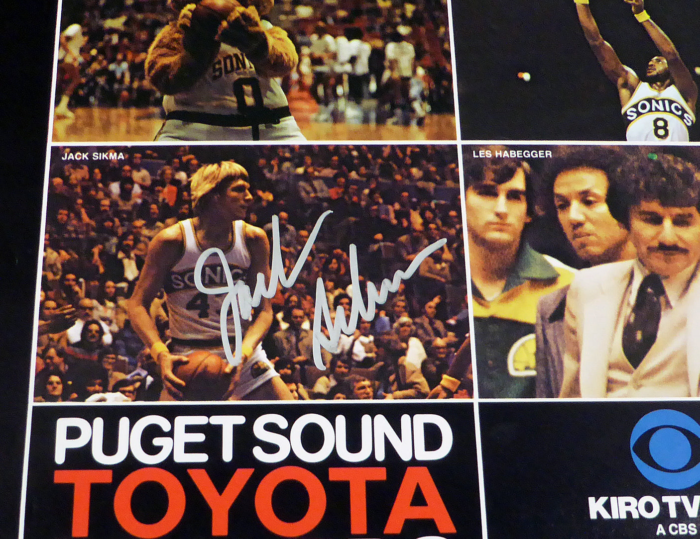 1978-79 NBA Champions Seattle Supersonics Autographed 17x22 Poster Photo With 9 Total Signatures Including Fred Brown & Lenny Wilkens MCS Holo #51046