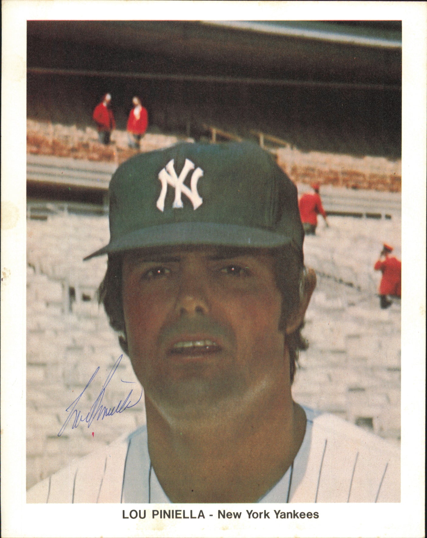 New York Yankees Autographed 6 Count Lot of 7x9 Team Issued Photos With Graig Nettles & Lou Piniella SKU #236203