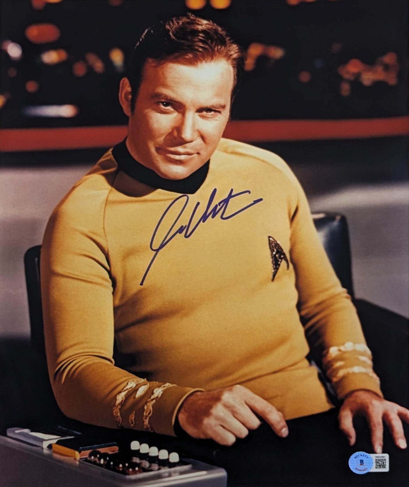 William Shatner Star Trek Authentic Signed 11x14 Verical Photo BAS Witnessed