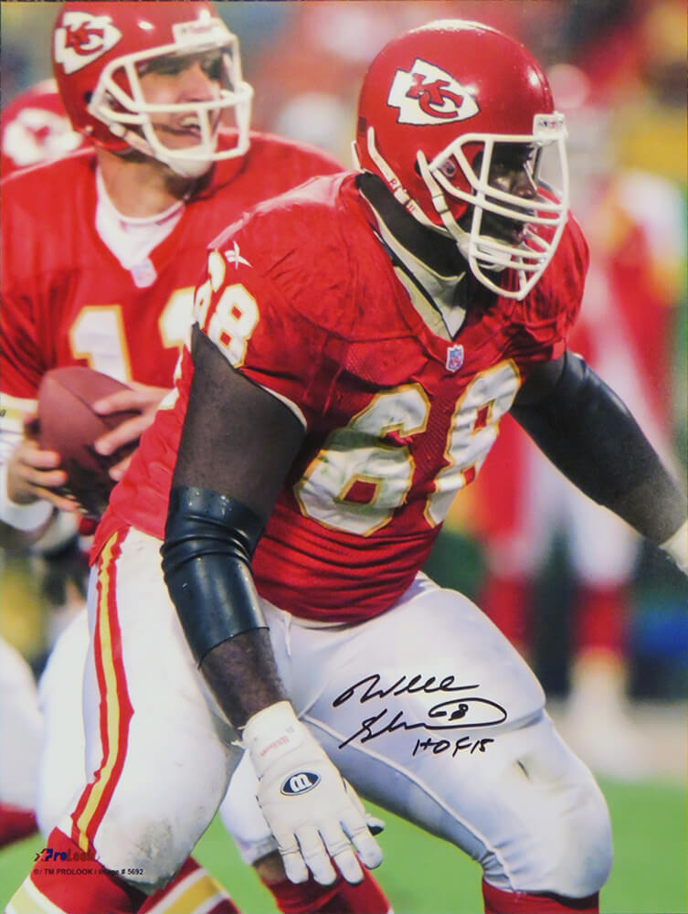 Will Shields Signed Kansas City Chiefs Action 16x20 Photo w/HOF'15