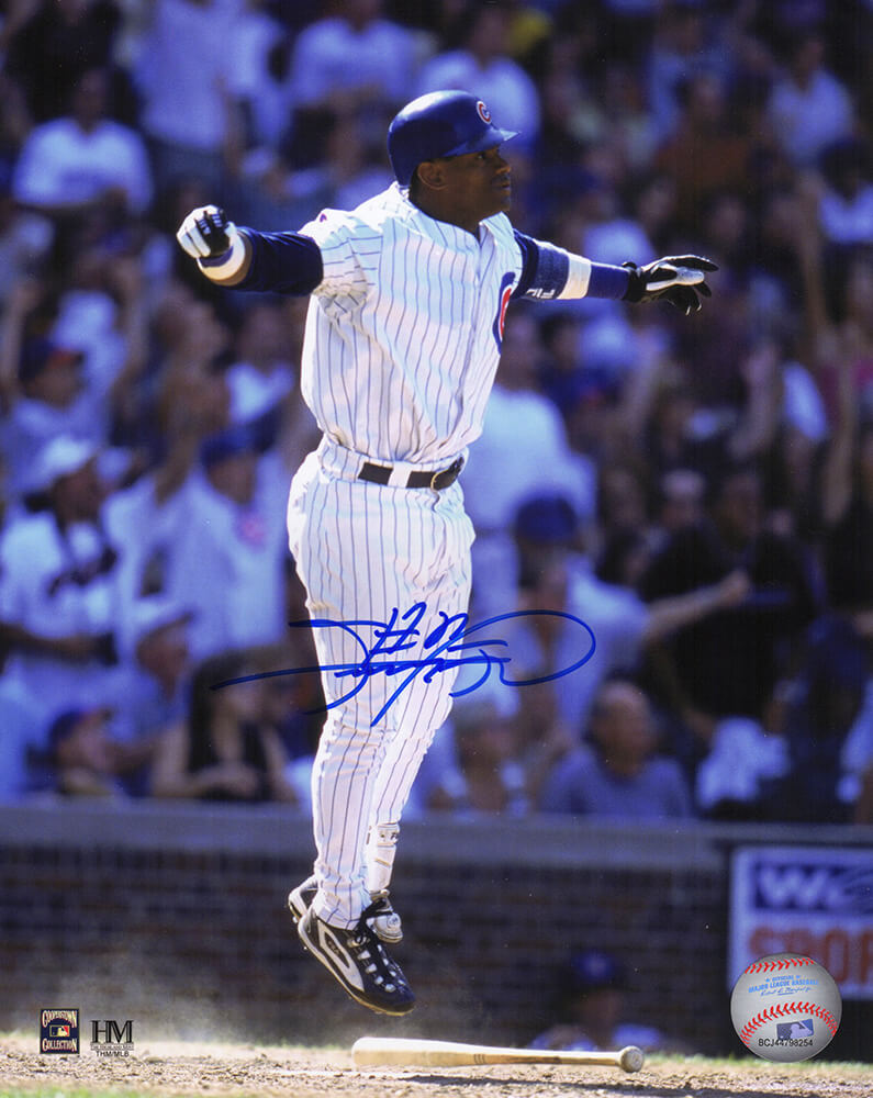 Sammy Sosa Signed Chicago Cubs Home Run Celebration Jump 8x10 Photo