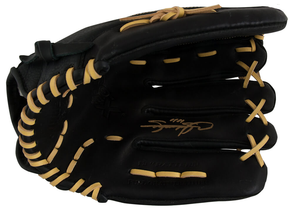 Sammy Sosa Signed Franklin Pro-Flex Black Baseball Fielders Glove