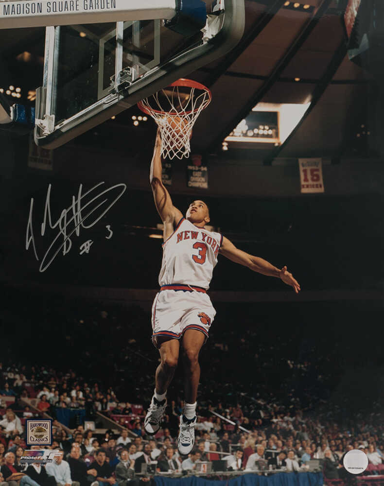 John Starks Signed New York Knicks White Jersey Action 16x20 Photo