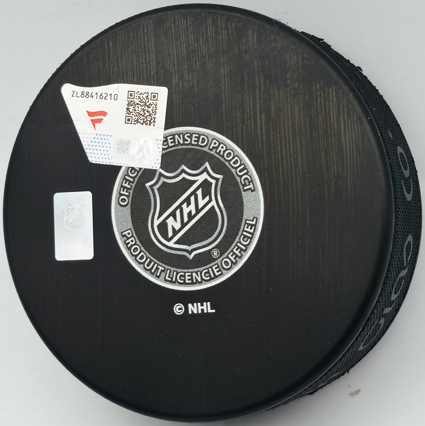 Alex Ovechkin Autographed Washington Capitals Logo Hockey Puck Washington Capitals "895G 4.6.25" Fanatics Holo Stock #253719