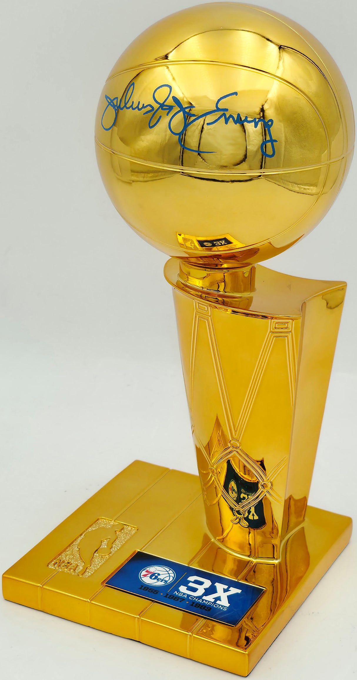 Julius "Dr. J" Erving Autographed Philadelphia 76ers NBA Champions Mini Trophy Fanatics Beckett BAS Witness Stock #253706