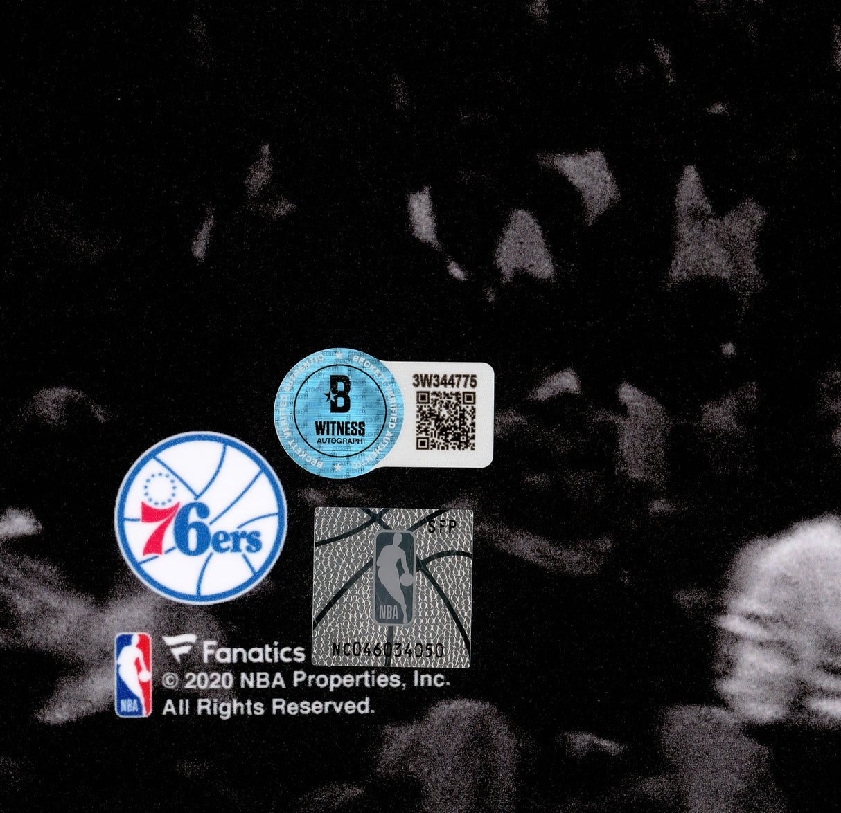 Julius "Dr. J" Erving Autographed 16x20 Photo Philadelphia 76ers Beckett BAS Witness Stock #253712