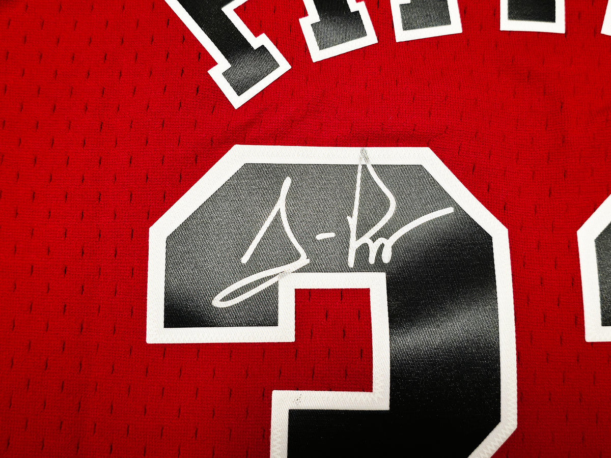 Chicago Bulls Scottie Pippen Autographed Red Authentic Mitchell & Ness 1997-98 HWC Swingman Jersey Size XL Beckett BAS Witness Stock #268037