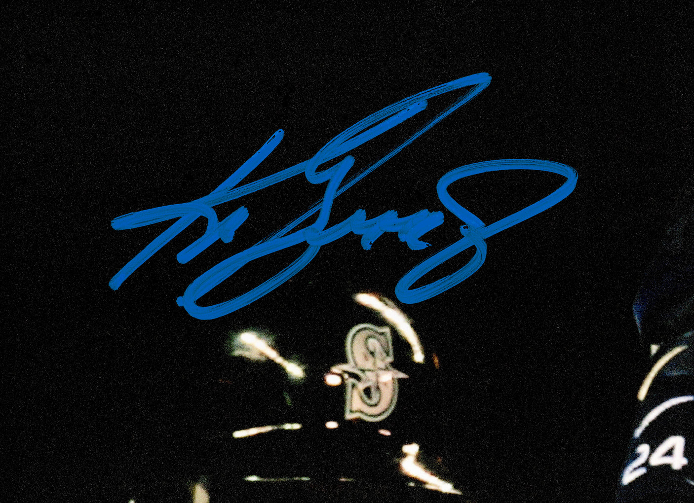 Ichiro Suzuki & Ken Griffey Jr. Autographed 16x20 Photo Seattle Mariners Grand Slam Celebration IS Holo & Beckett BAS Witness Stock #254339