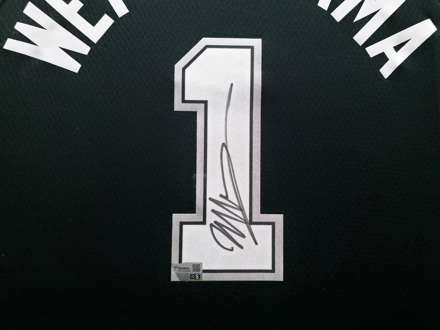 San Antonio Spurs Victor Wembanyama Autographed Framed Black Nike Swingman Icon Edition Jersey Fanatics Holo Stock #256418