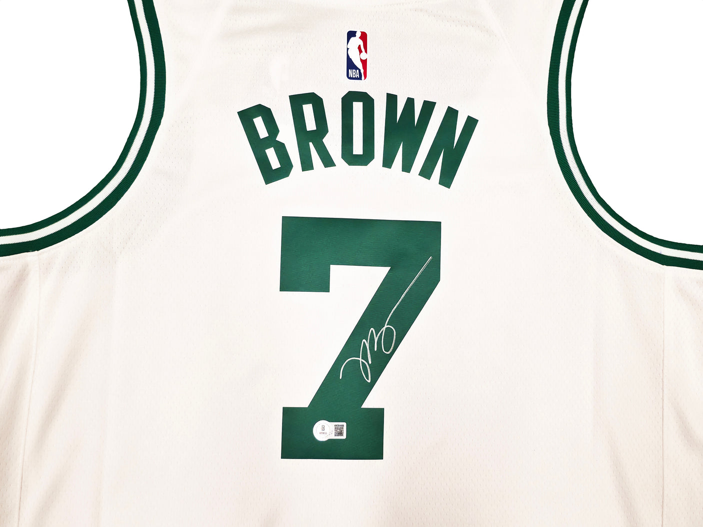 Boston Celtics Jaylen Brown Autographed White Nike Swingman Association Edition Jersey Size 52 Beckett BAS Witness Stock #256846