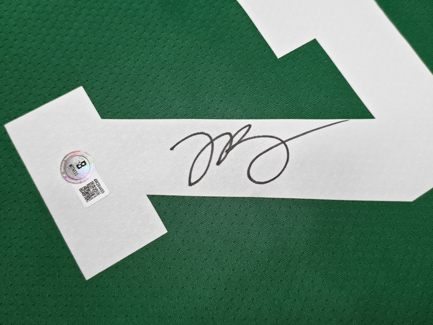Boston Celtics Jaylen Brown Autographed Green Nike Swingman Icon Edition Jersey Size 52 Beckett BAS Witness Stock #256848
