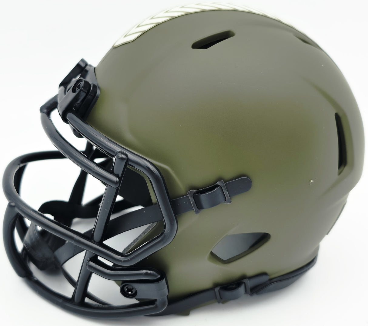Brian Urlacher Autographed Chicago Bears Camo Green Salute to Service Speed Mini Helmet "USA" Beckett BAS Witness Stock #265865