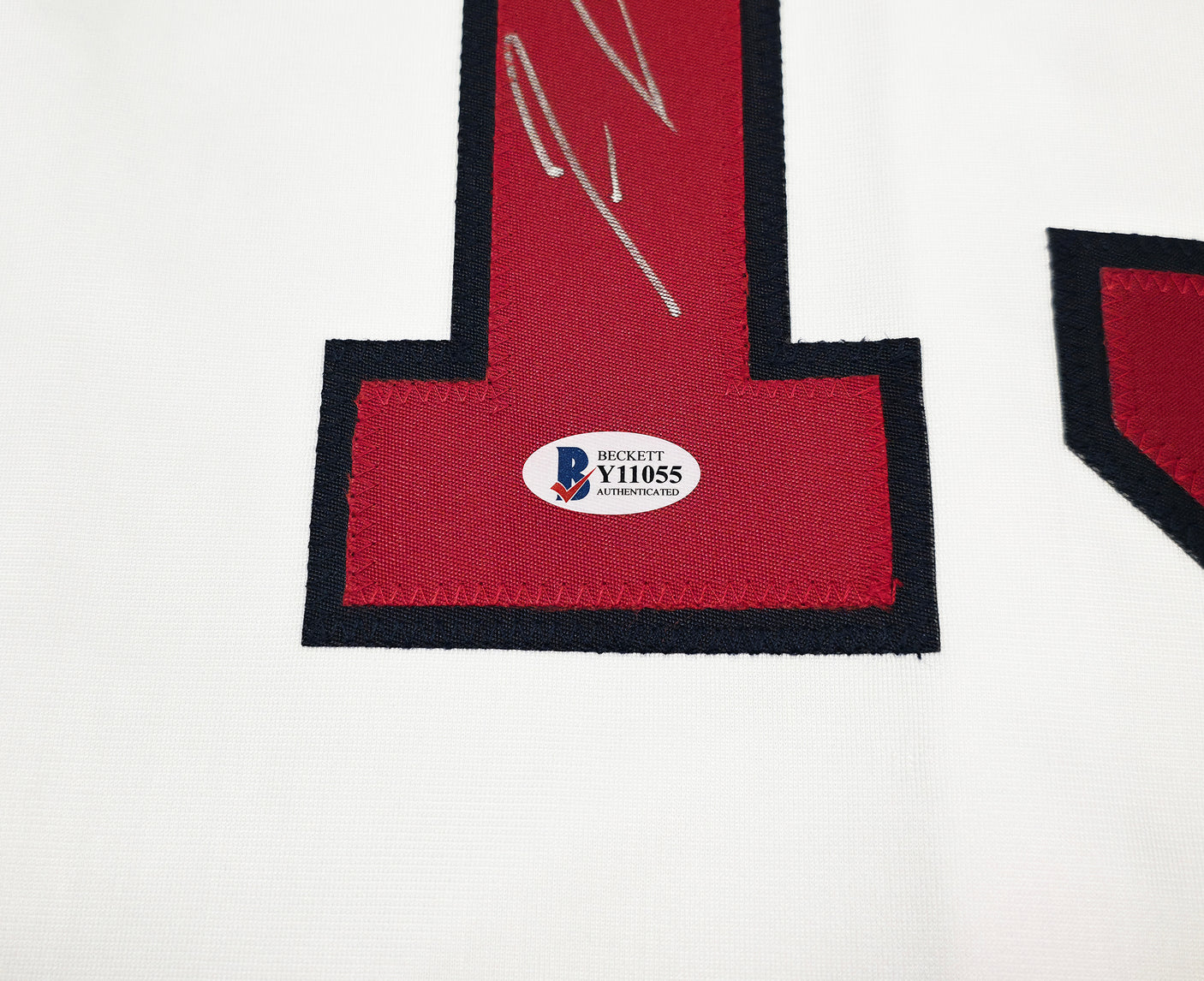 Atlanta Braves Ronald Acuna Jr. Autographed White Jersey Beckett BAS Stock #251011