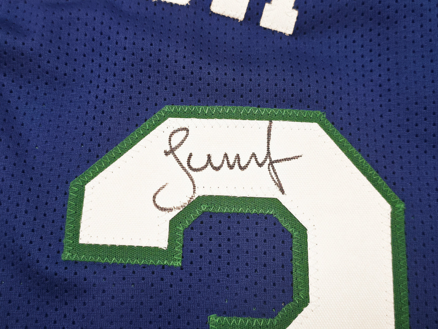 Dallas Mavericks Steve Nash Autographed Blue Stat Jersey Beckett BAS Witness Stock #252470