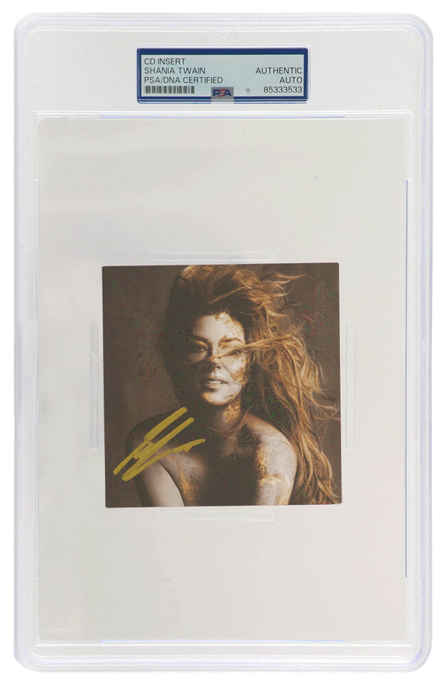 Shania Twain Signed 'Queen Of Me' 4x4 CD Insert (In Gold) - (PSA/DNA Encapsulated)