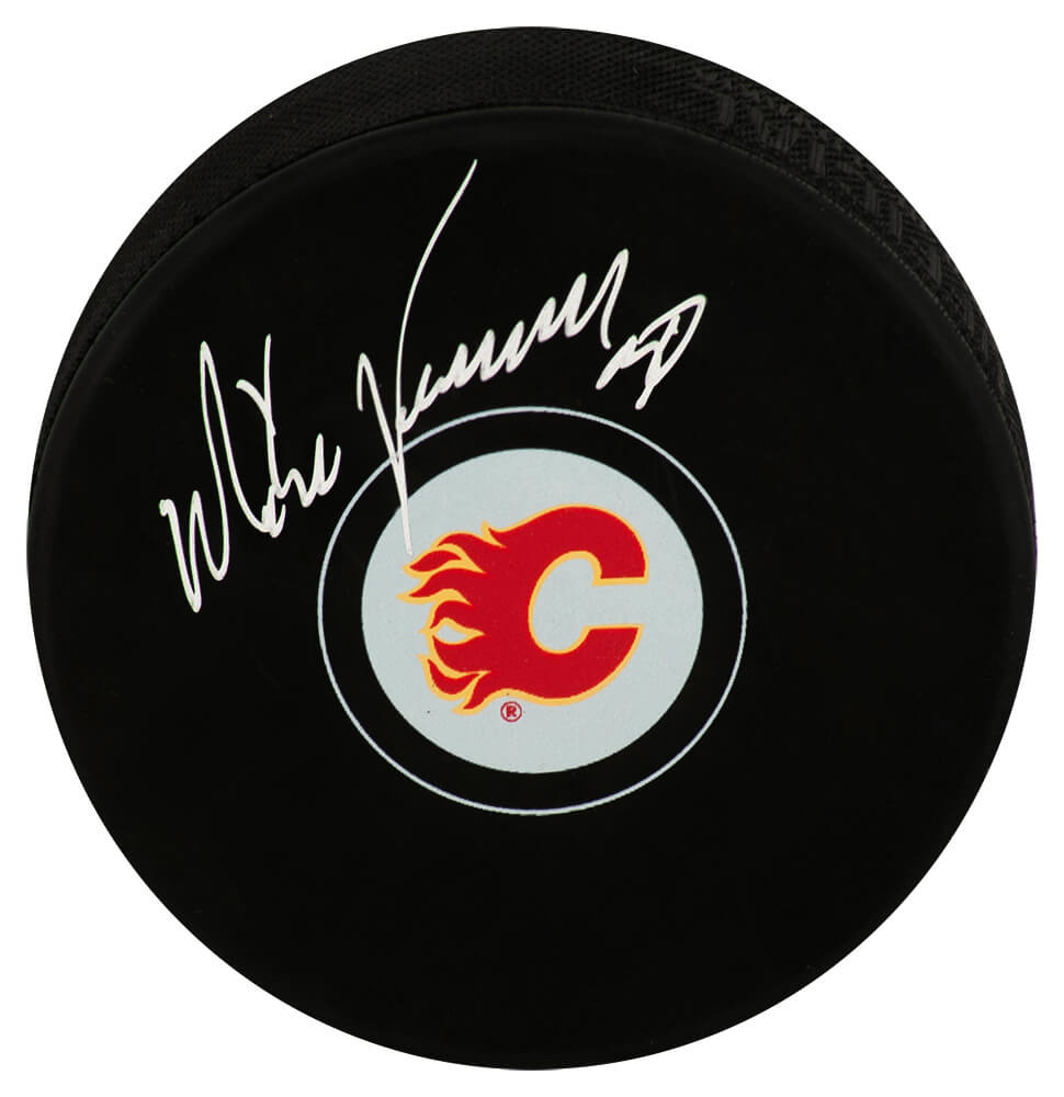 Mike Vernon Signed Calgary Flames Logo Hockey Puck