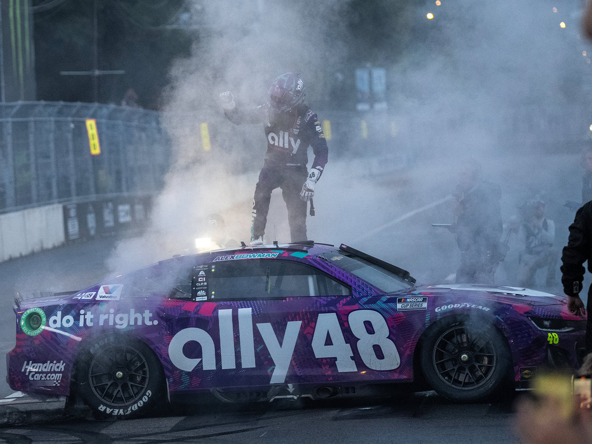 PRE-ORDER Alex Bowman 2024 Chicago Win Signed 1:24 Diecast | Raced Version (PA)