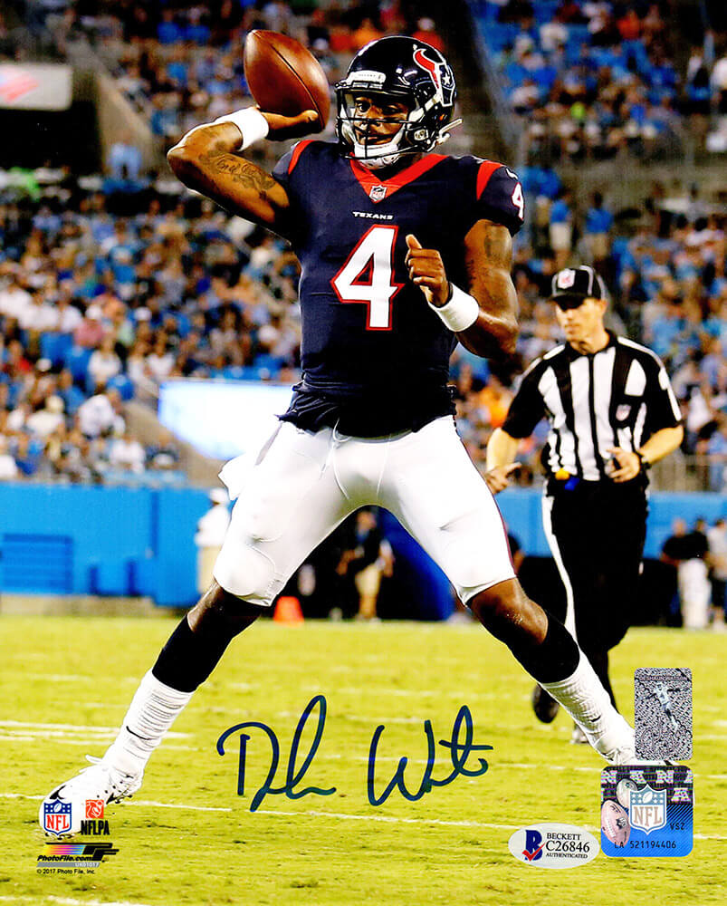Deshaun Watson Signed Houston Texans Passing Action 8x10 Photo (Beckett)