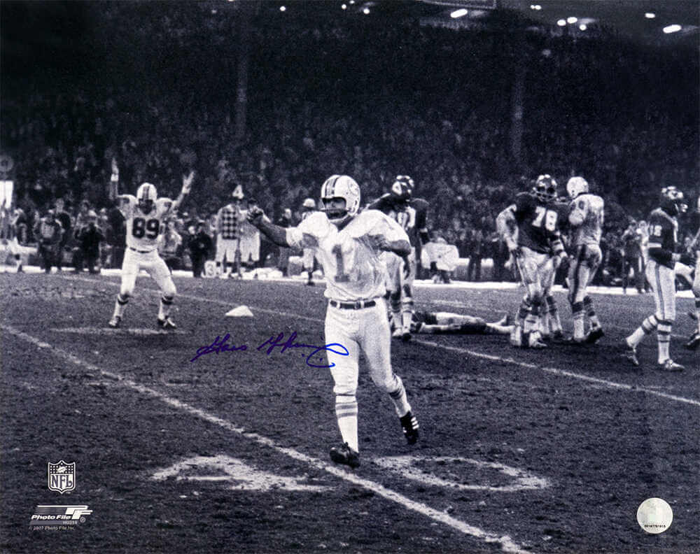 Garo Yepremian Signed Miami Dolphins B&W Arms Raised Celebration 16x20 Photo