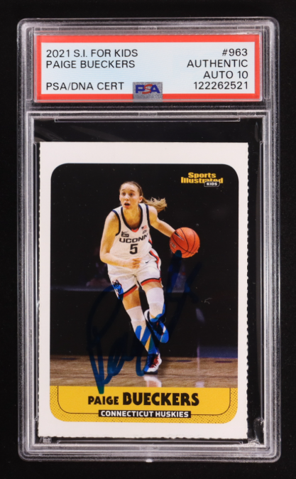 Paige Bueckers Signed 2021 Sports Illustrated For Kids #963 RC PSA Autograph 10