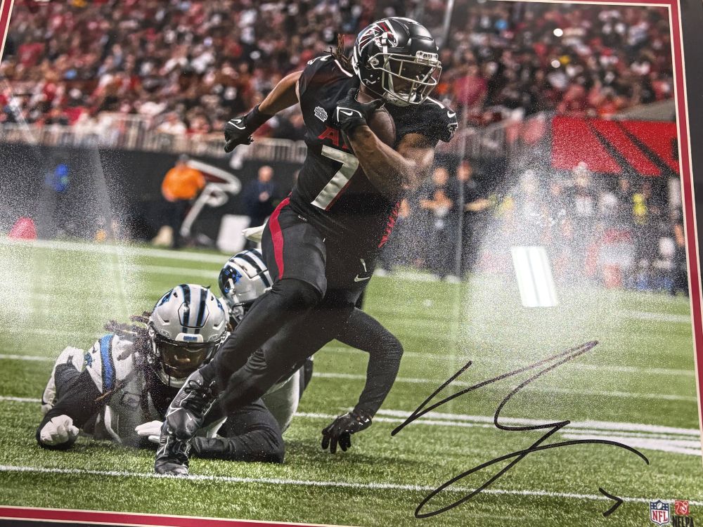 AS-IS Bijan Robinson Signed Framed 16x20 Atlanta Falcons Photo BAS