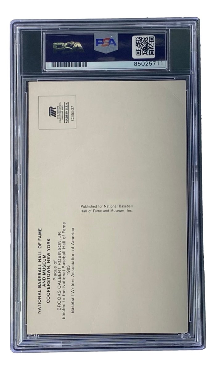 Brooks Robinson Signed 4x6 Baltimore Orioles HOF Plaque Card PSA/DNA 85025711 - Sports Integrity