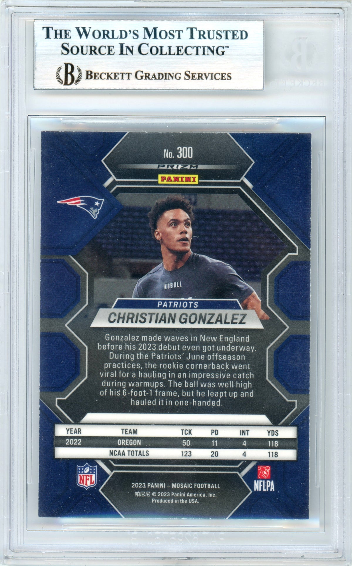 2023 Mosaic #300 Christian Gonzalez RC New England Patriots BGS Autograph
