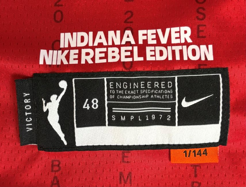 Caitlin Clark Signed Indiana Fever Nike Swingman Jersey PSA/DNA