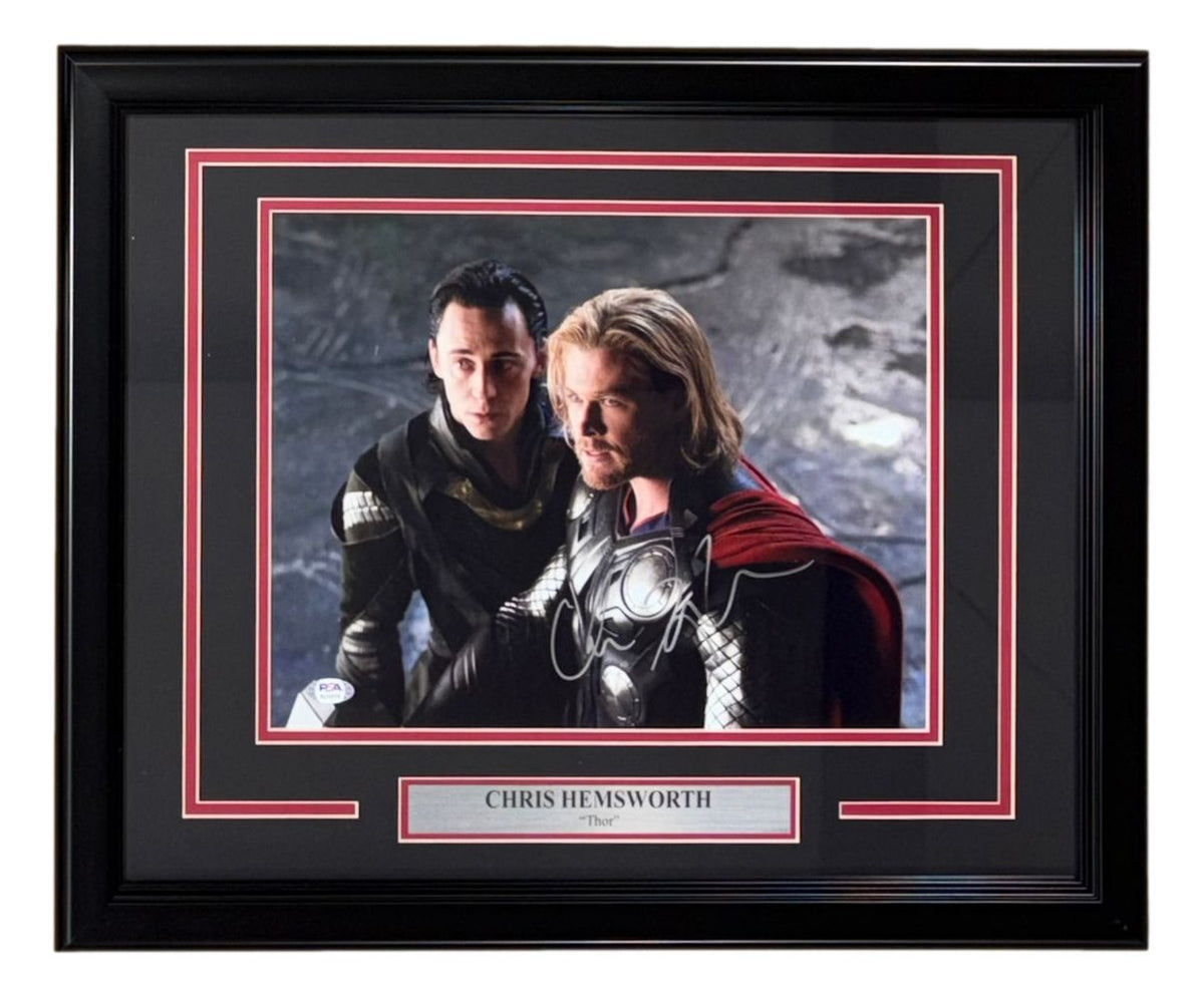 Chris Hemsworth Signed Framed 11x14 Thor Photo PSA/DNA