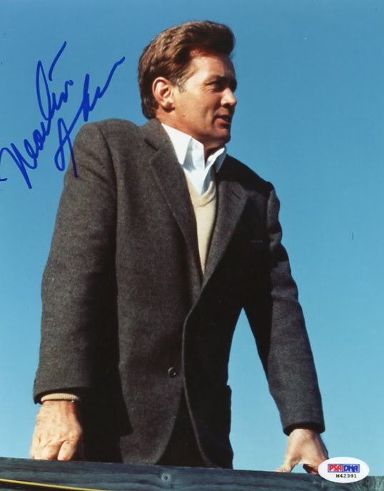 Martin Sheen The West Wing Signed Authentic 8X10 Photo Autograph PSA/DNA #M42391