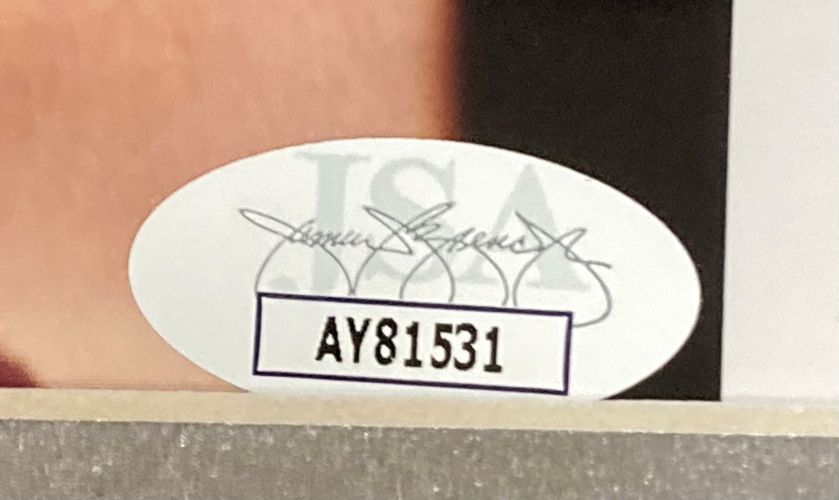 Halle Berry Signed Framed 8x10 Die Another Day Photo JSA