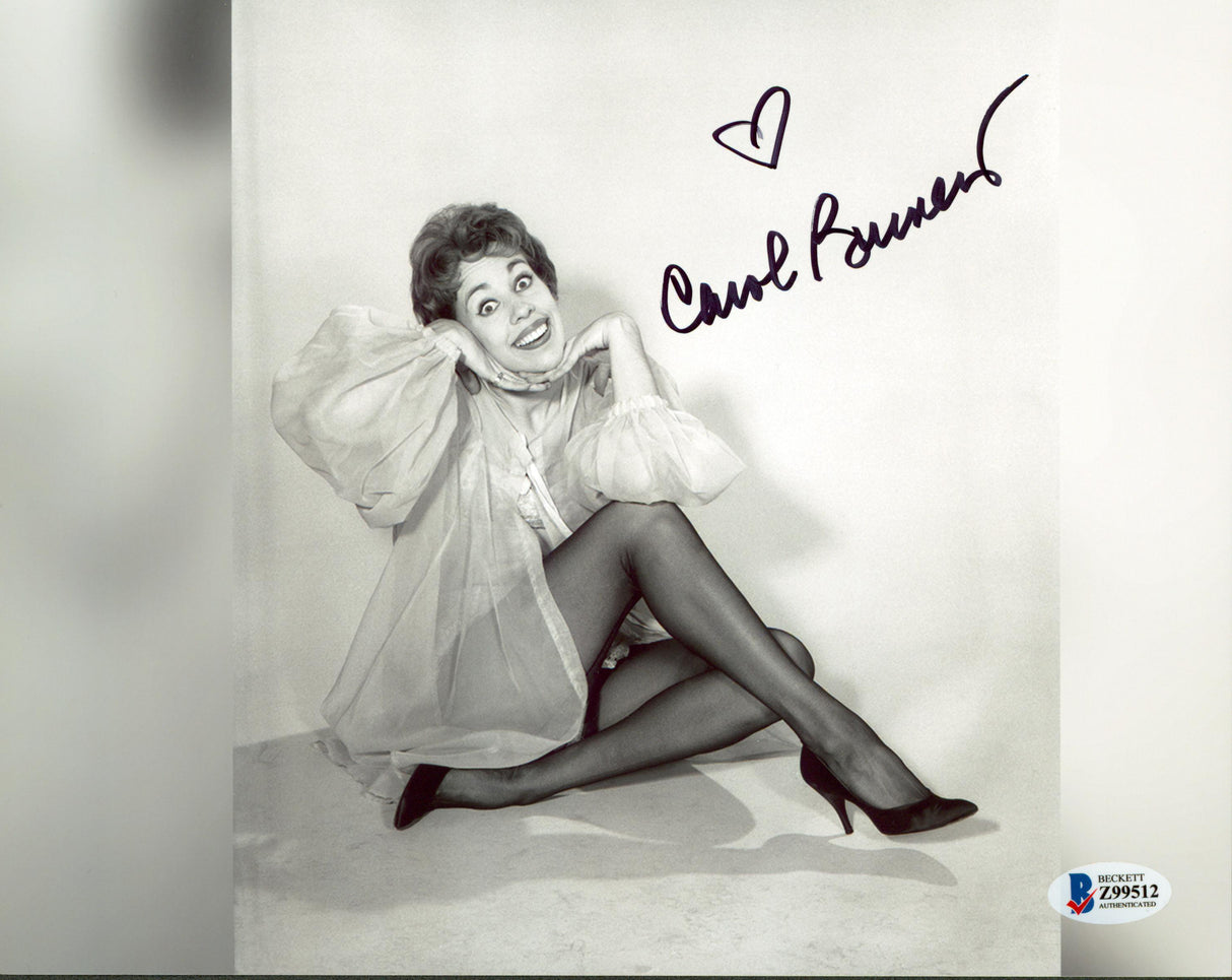 Carol Burnett Authentic Signed 8x10 Black & White Photo Autographed BAS #Z99512