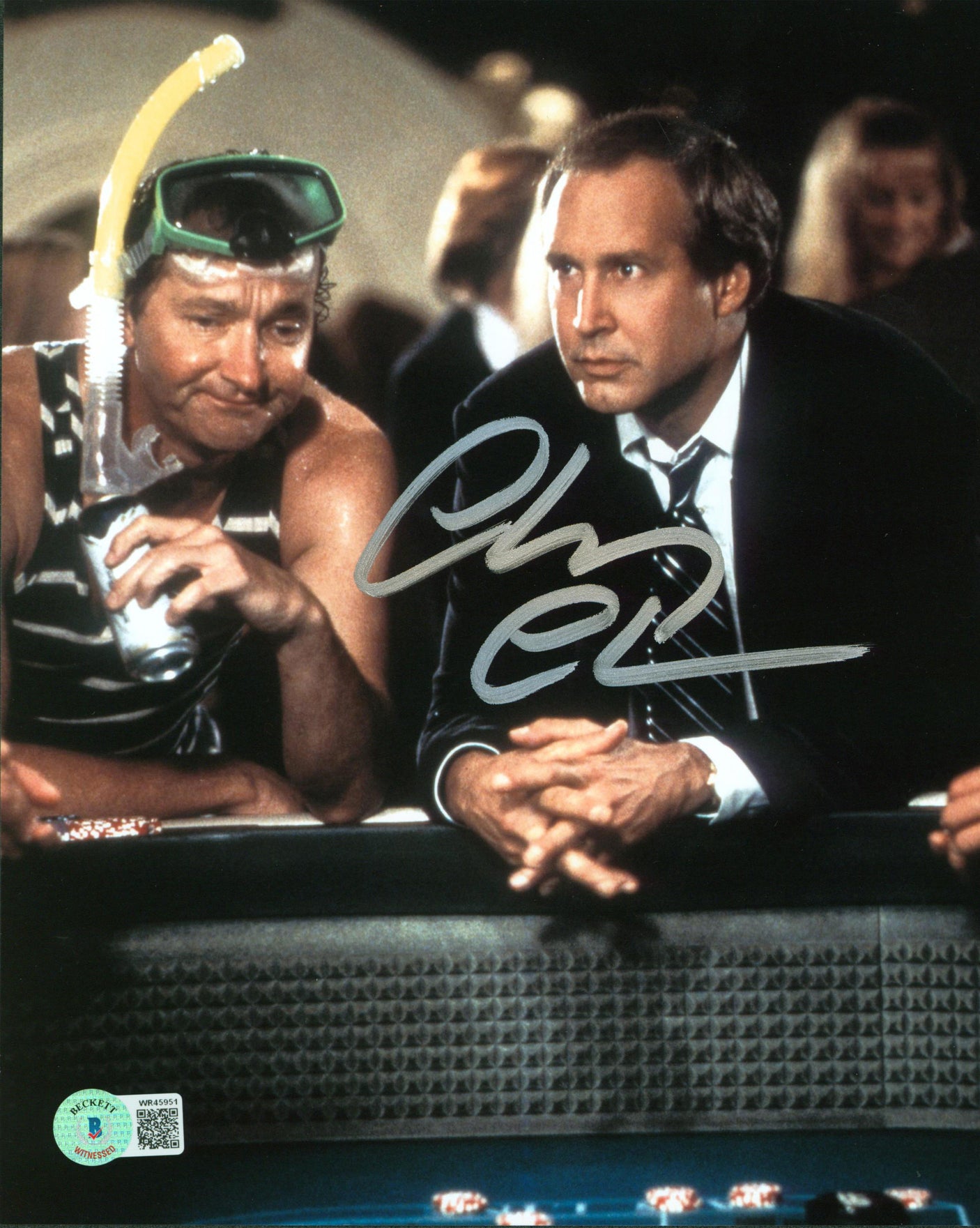 Chevy Chase Vegas Vacation Signed 8x10 Vertical Photo w/ Randy Quaid BAS Witness