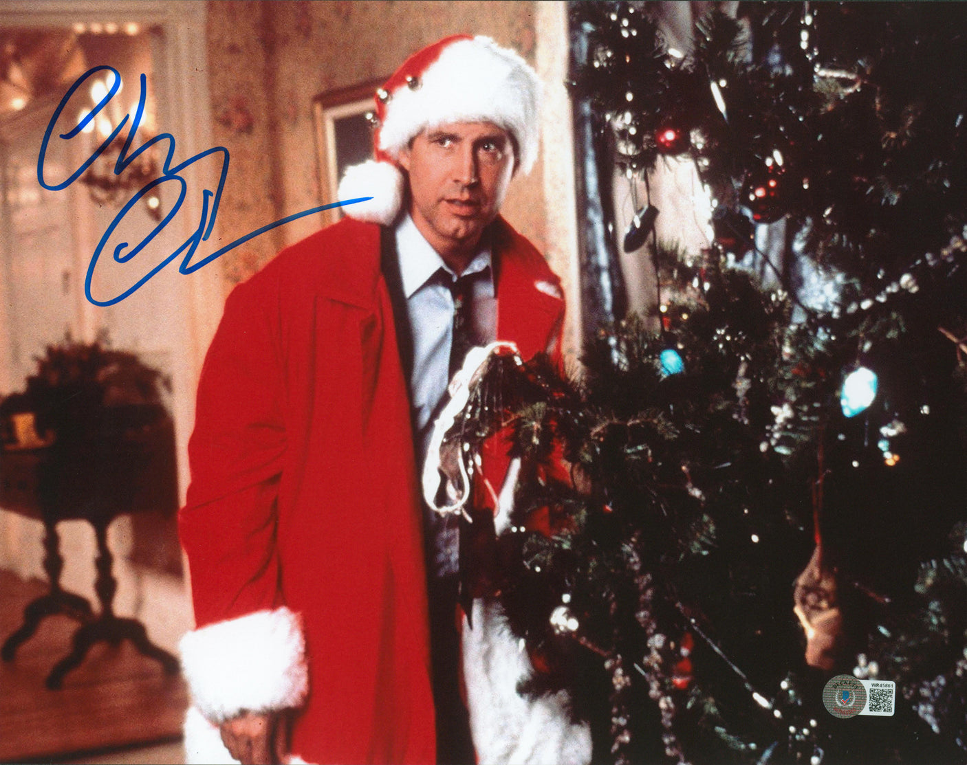 Chevy Chase Christmas Vacation Signed 11x14 Horizontal Tree Photo w Blue Sig BAS