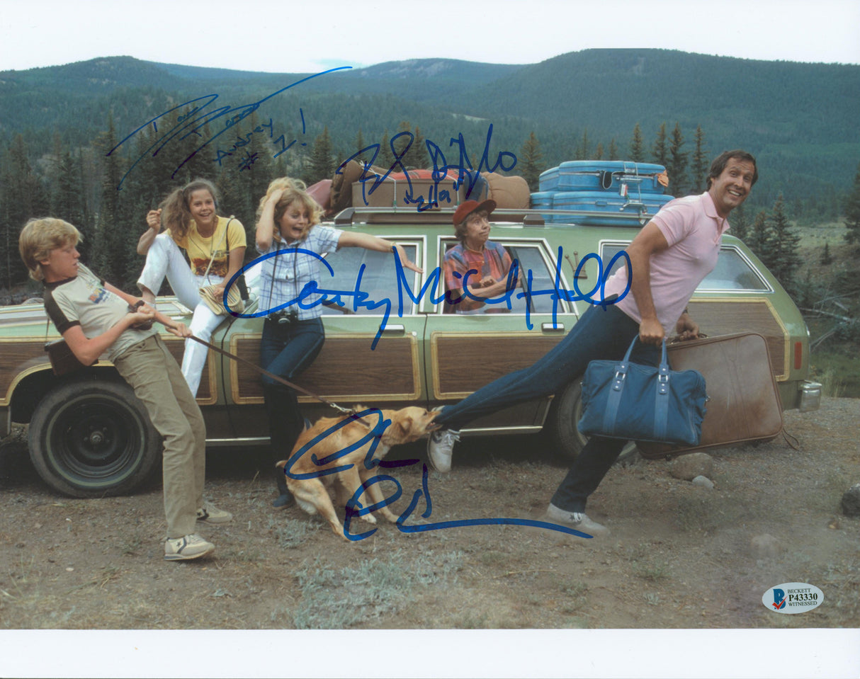 Vacation (4) Chase, D'Angelo, Hall & Barron Signed 11x14 Photo BAS Wit #P43330