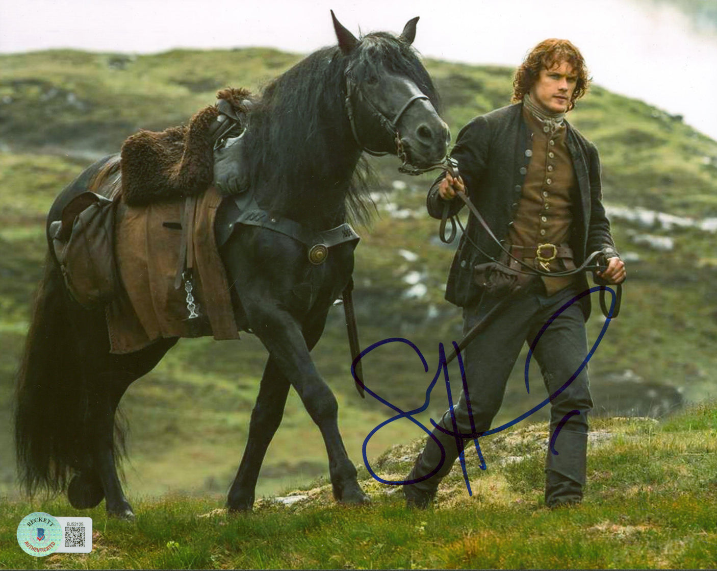 Sam Heughan Outlander Authentic Signed 8x10 Photo Autographed BAS #BJ52125
