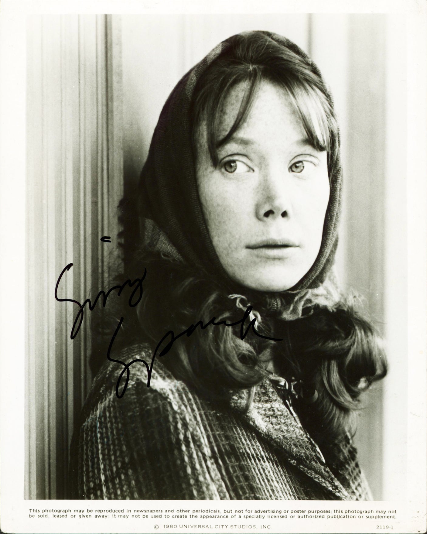 Sissy Spacek Coal Miner's Daughter Signed 8x10 Black & White Photo JSA #AR36684