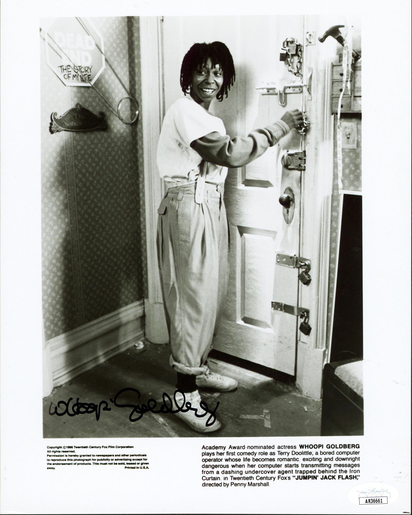 Whoopi Goldberg The Color Purple Signed 8x10 Black & White Photo JSA #AR36661