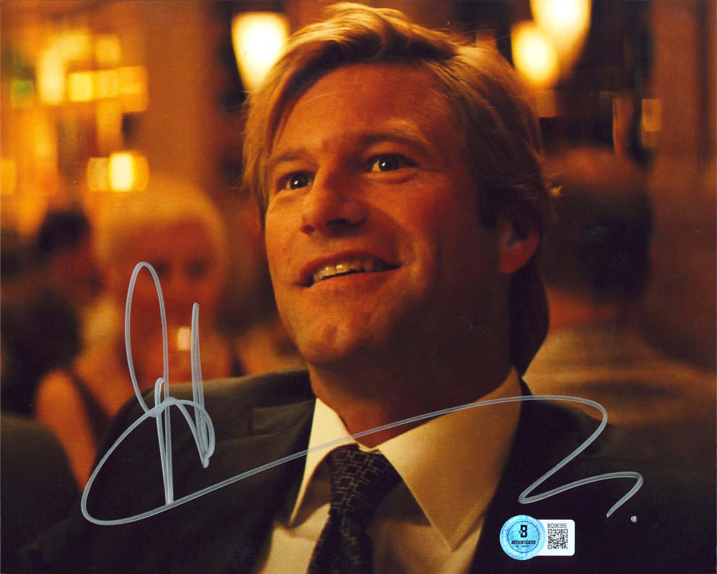 Aaron Eckhart Batman The Dark Knight Signed 8x10 Horizontal Photo BAS 8