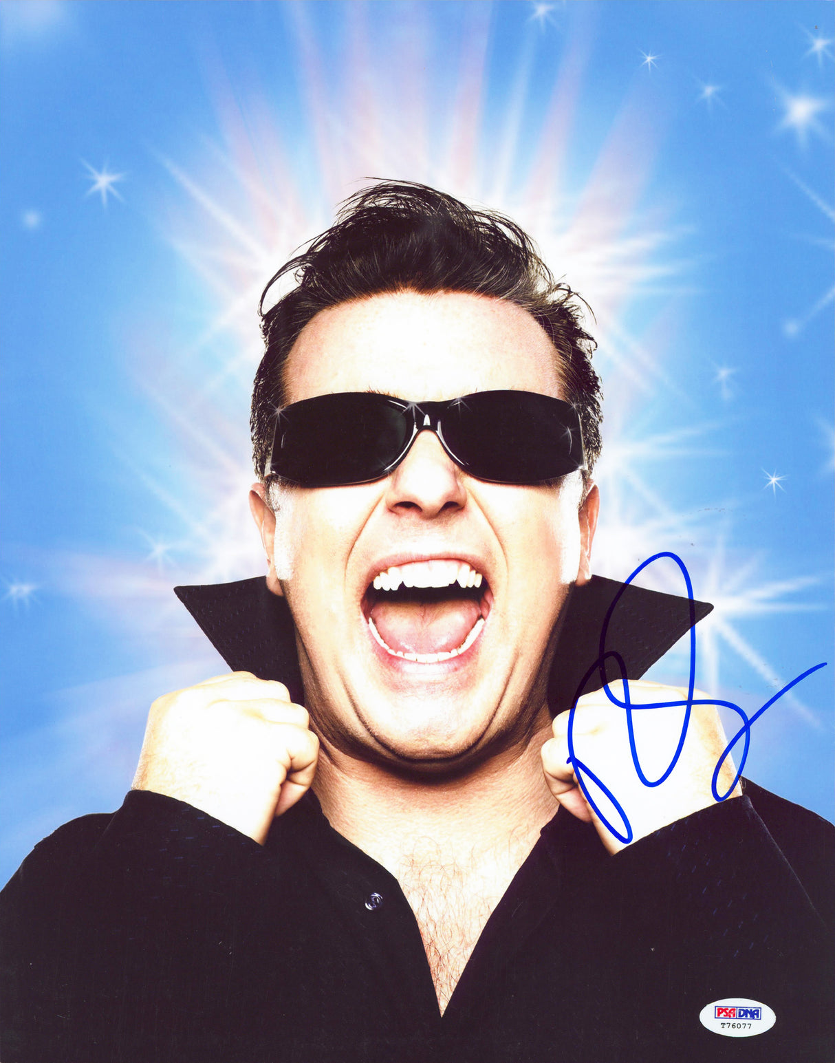 Ricky Gervais The Office Authentic Signed 11x14 Vertical Photo PSA/DNA #T76077