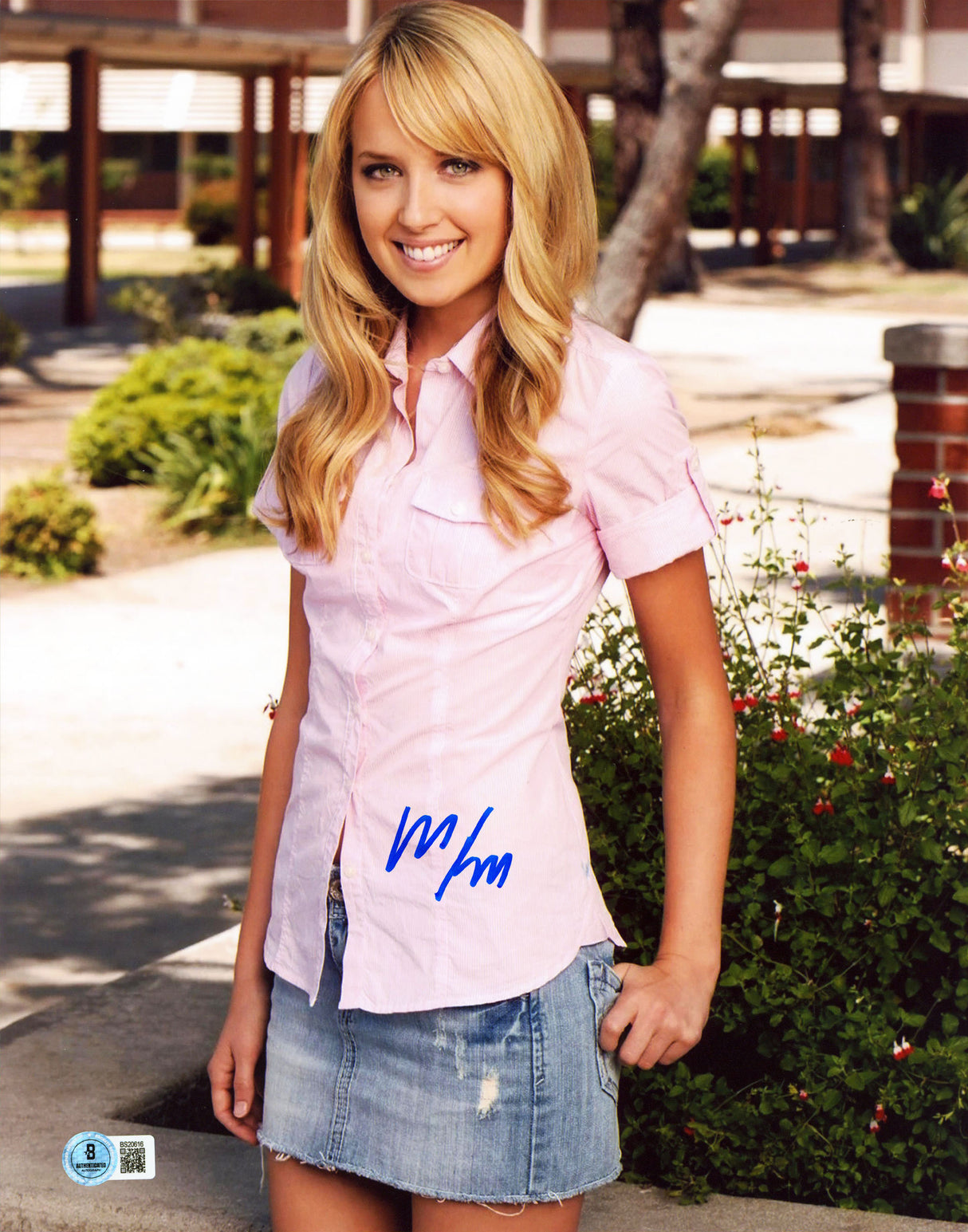 Megan Park My Old A** Authentic Signed 11x14 Vertical Photo BAS #BS20616