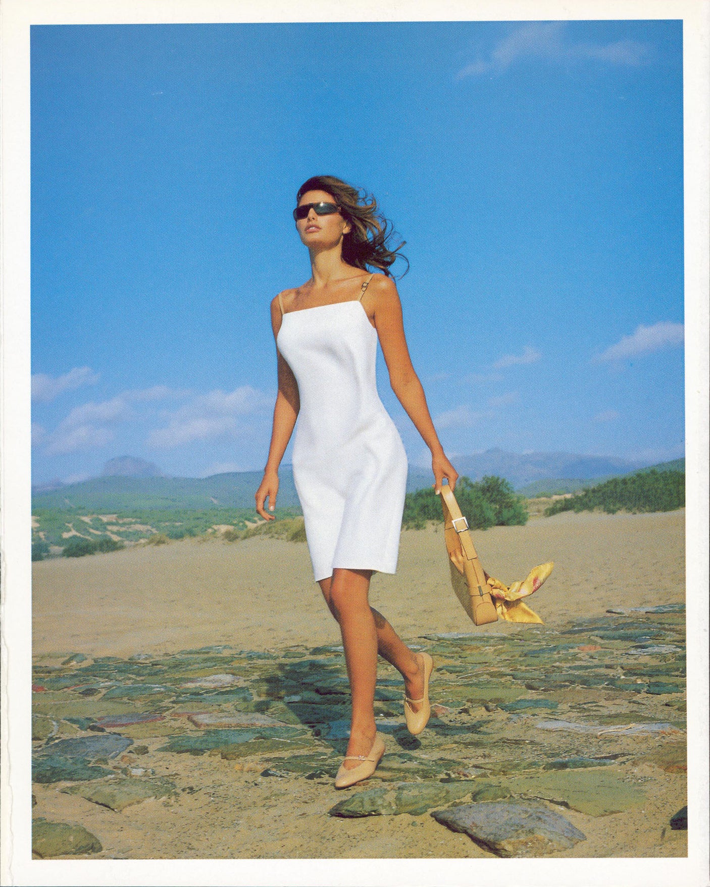 Jenna Elfman Authentic Signed Marie Claire Magazine Cover April 2000 BAS BT01195