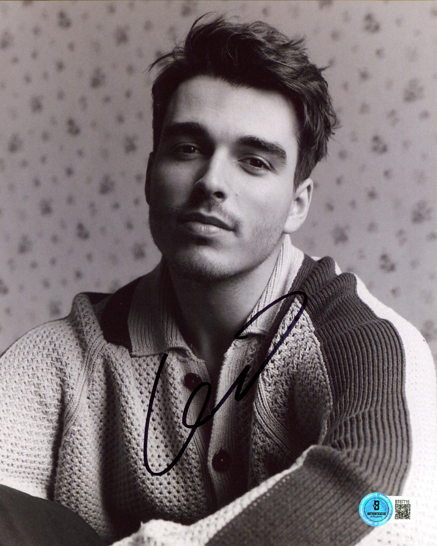 Corey Mylchreest Queen Charlotte: A Bridgerton Signed 8x10 Photo BAS #BT67715