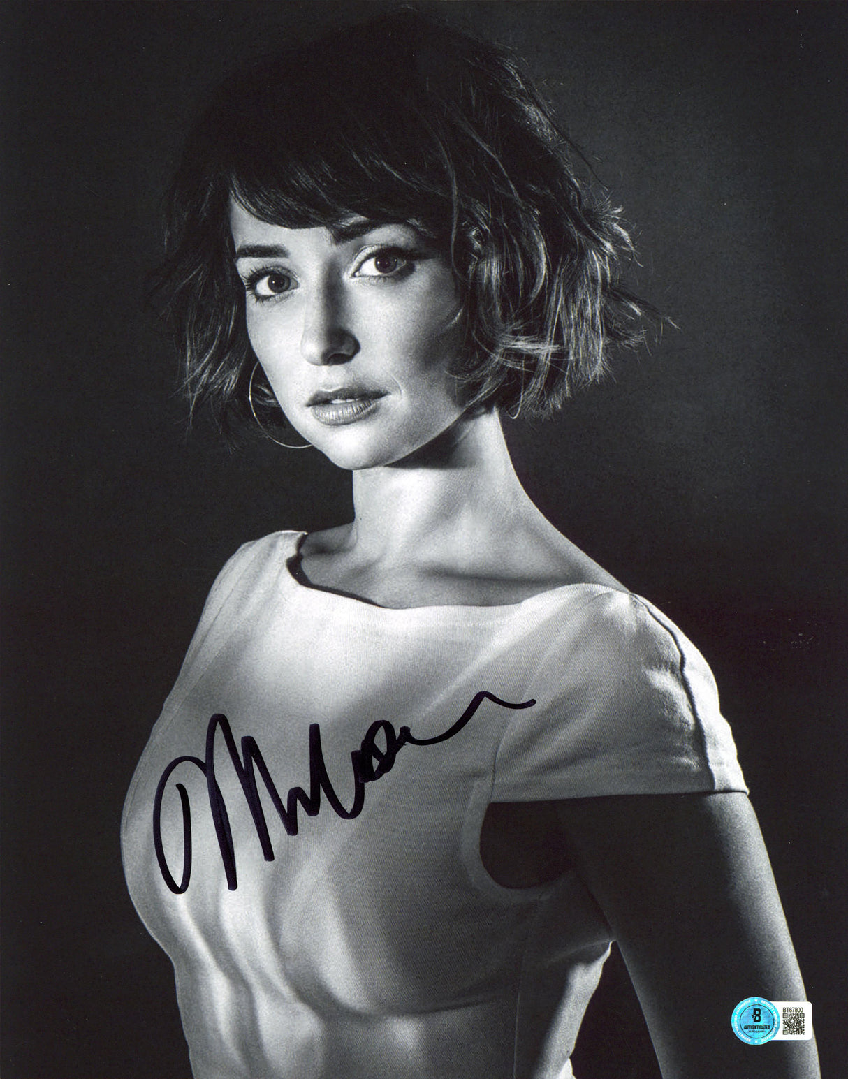 Milana Vayntrub AT&T Actress Authentic Signed 11x14 Vertical Photo BAS #BT67800
