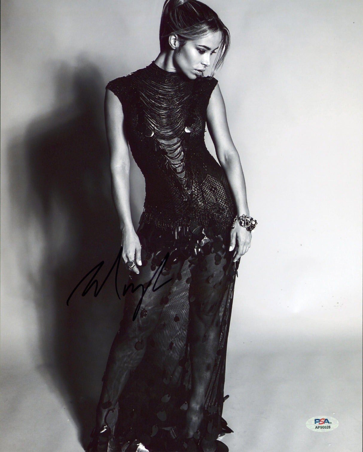 Zulay Henao Fighters Authentic Signed 11x14 Vertical Photo PSA/DNA #AP90028