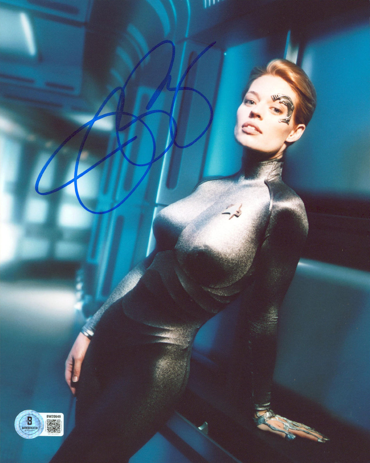 Jeri Ryan Star Trek: Voyager Authentic Signed 8x10 Vertical Photo BAS 6