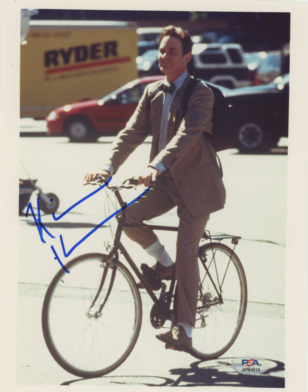 Kevin Kline In & Out Authentic Signed 8x10 Vertical Photo PSA/DNA #AP84618