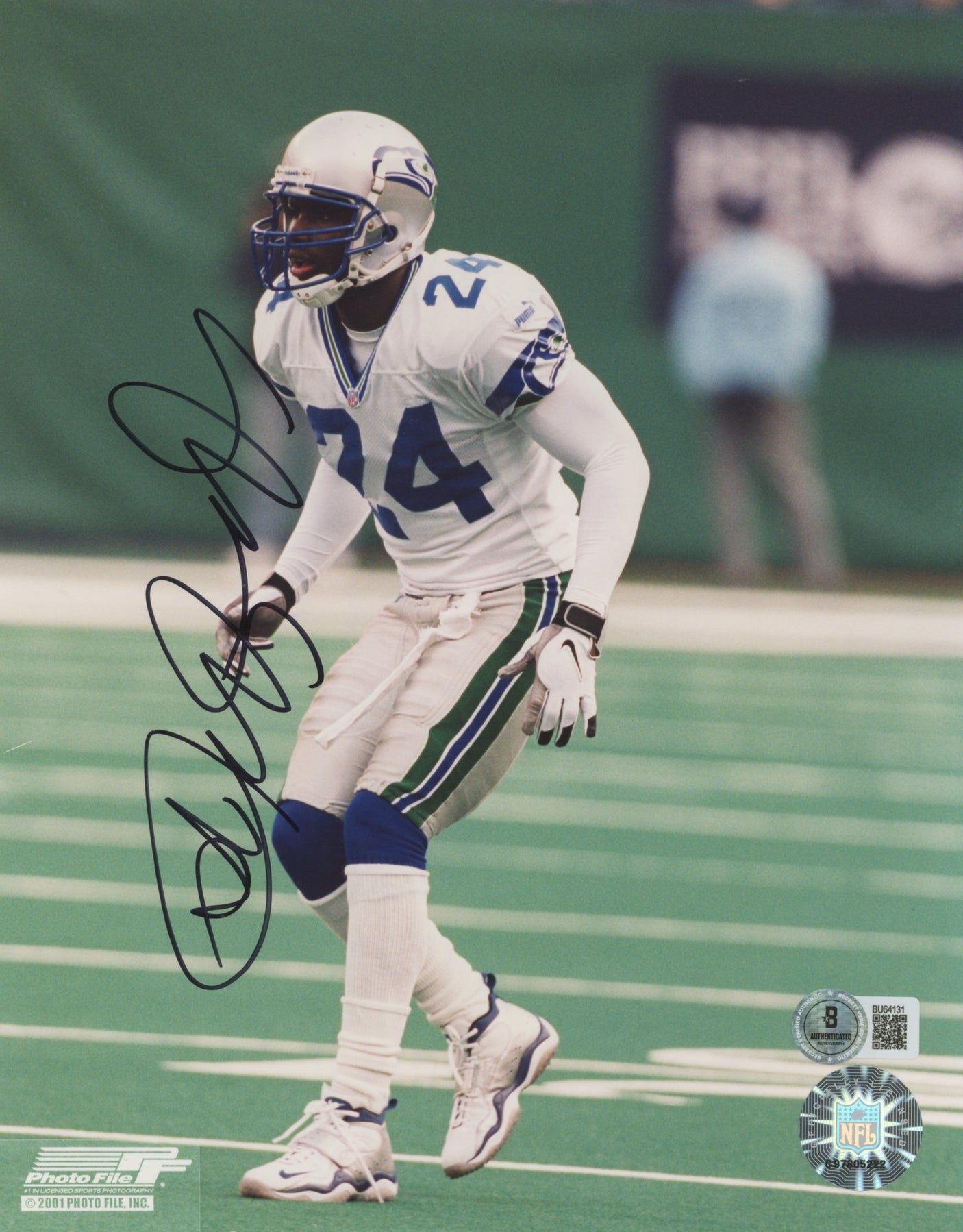 Seahawks Shawn Springs Authentic Signed 8x10 Vertical Photo BAS #BU64131
