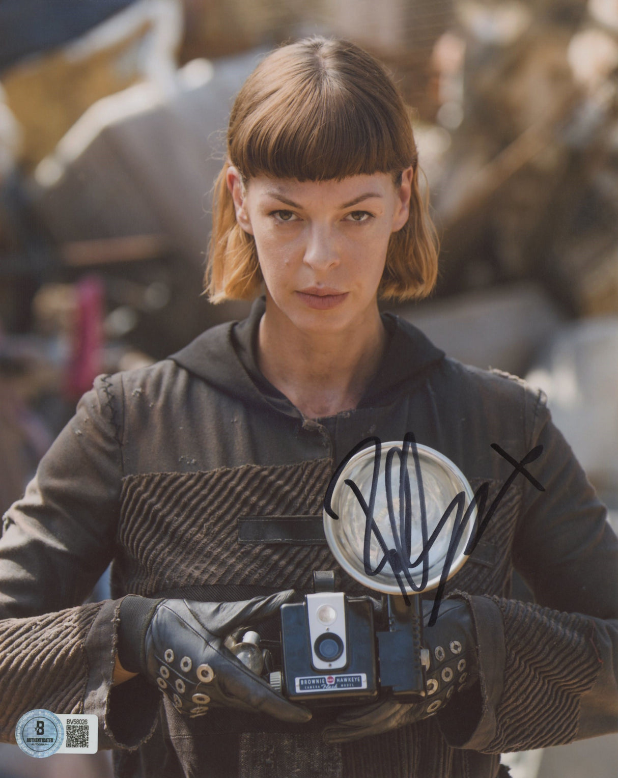 Pollyanna McIntosh The Walking Dead Authentic Signed 8x10 Photo BAS #BV58026