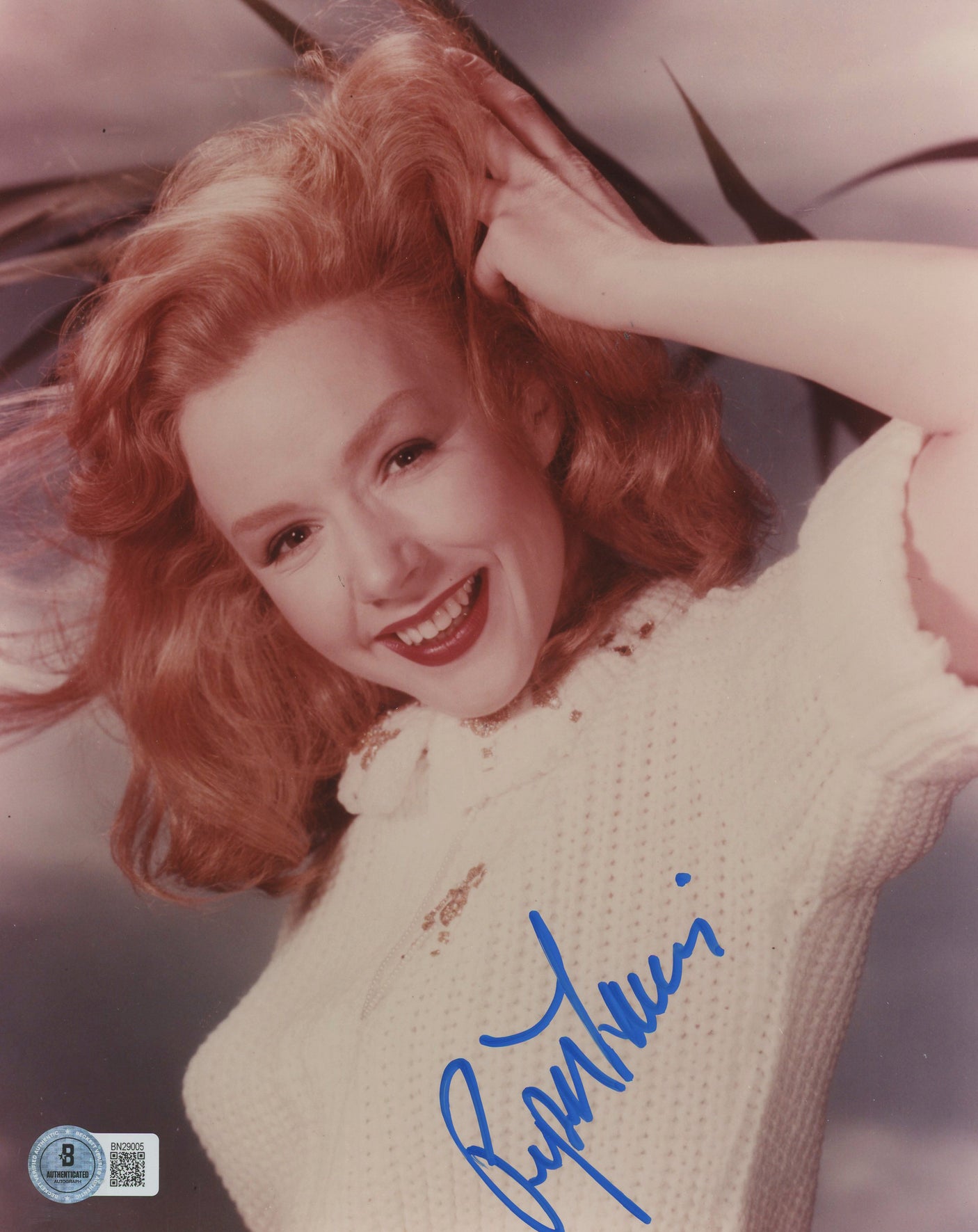 Piper Laurie Carrie Authentic Signed 8x10 Photo Autographed BAS #BN29005